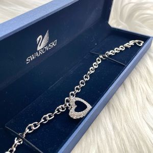 Swarovski silver heart bracelet